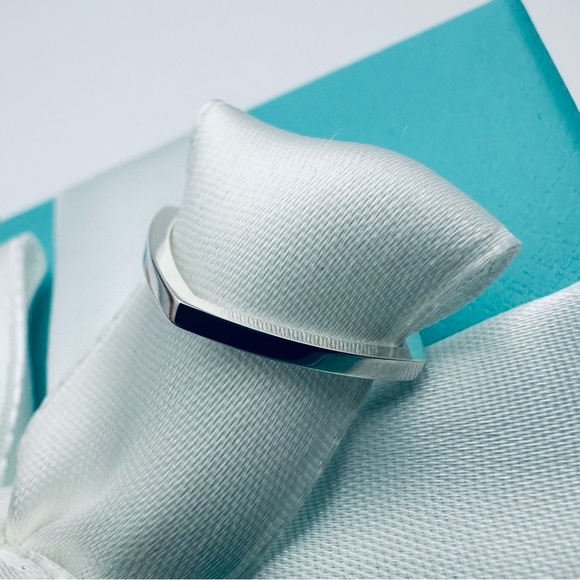 Tiffany & Co. Jewelry - Tiffany & Co. Frank Gehry Narrow Torque Square Ring Size 4 in Silver with Pouch